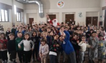 Gli auguri di Natale dei bimbi dell'Istituto Sacro Cuore di Novara