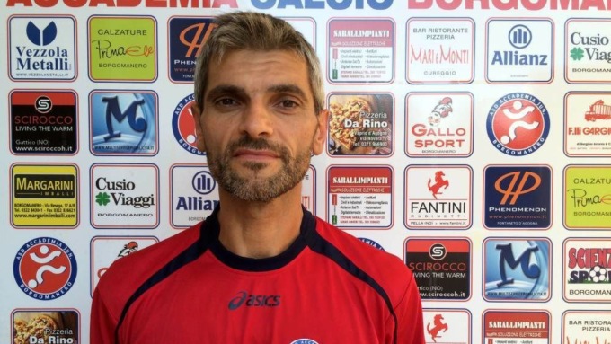 Cordoglio per l’ex portiere dell’Accademia Borgomanero Carlo Delponte: aveva 55 anni