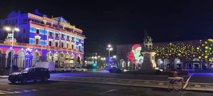 Un Natale novarese scintillante tra luci e installazioni