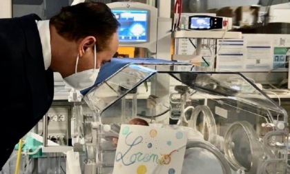 Cirio: "La Regione non lascerà solo il neonato trovato in un cassonetto"