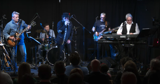 “La storia del rock” al teatro Silvio Pellico di Trecate