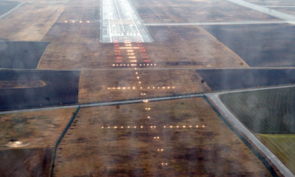 Atterraggio di emergenza all'aeroporto militare di Cameri