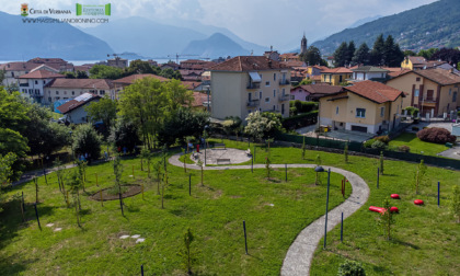 Verbania vince il premio "La città per il verde" a Milano con il parco Filo blu