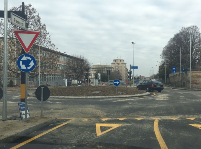 Riaperto nei due sensi di marcia il cavalcavia XXV Aprile a Novara