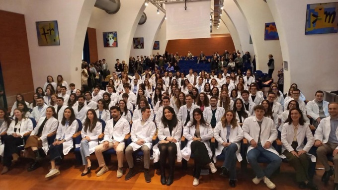 Medicina: a Novara 114 nuovi “camici bianchi”