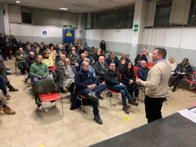 Assemblea pubblica con i residenti di via Fara, De Grandis: “Nessuna cementificazione”
