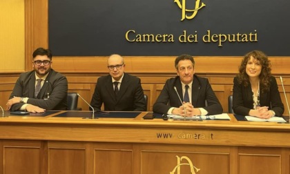 Gusmeroli sulle bollette della luce: "Ecco come risparmiare fino a 131 euro annui"