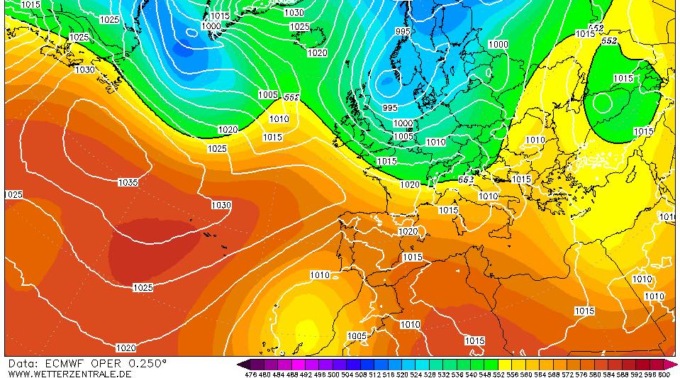 Previsioni meteo: sabato fase perturbata, prossima settimana calo delle temperature