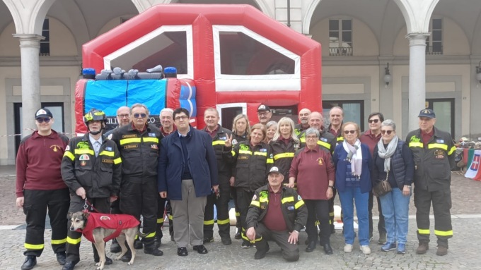 Oltre 350 bambini fanno grande Pompieropoli a Trecate