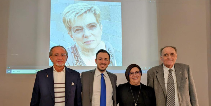 Trecate ha ricordato la professoressa Leone