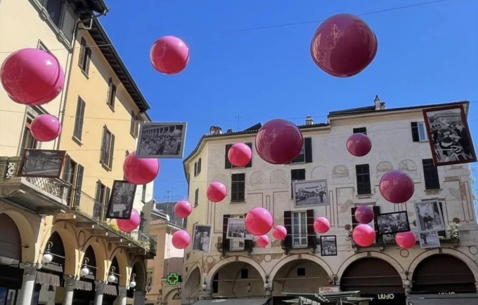 Storie novaresi – il giro d’Italia dal 1968: mostra “sospesa” in piazza Delle Erbe