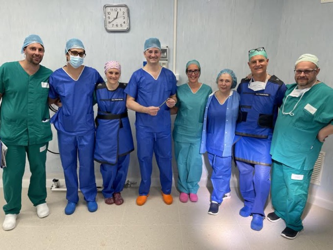 Impianto di un nuovo chiodo di femore al Maggiore: è il primo in Italia
