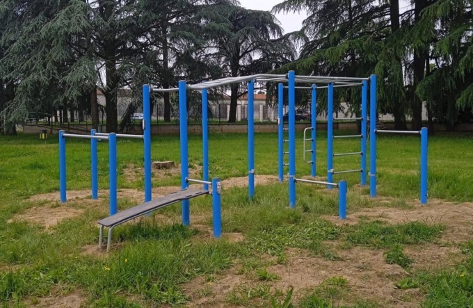 Al Bioparco di Trecate nuova attrezzatura per il corpo libero