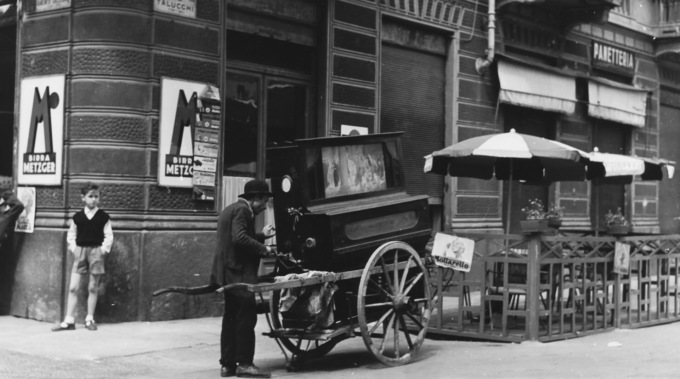 “Strade”: mostra collettiva dei Soci della Società Fotografica Novarese