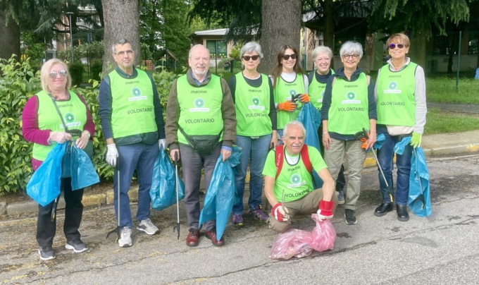 Novara Green in azione a San Rocco: il piacere di un quartiere pulito