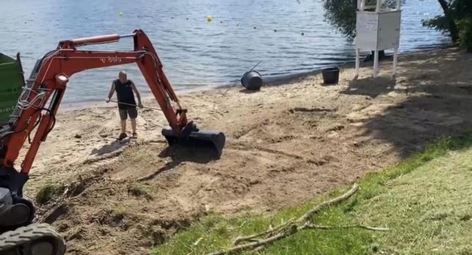 I primi interventi dell’amministrazione Gusmeroli: pulizia spiagge e avvio opere pubbliche