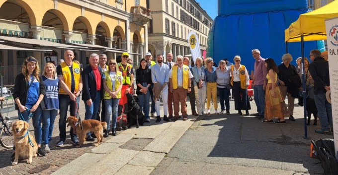 Grazie al Lions day a Novara donato un cane guida a una persona ipovedente