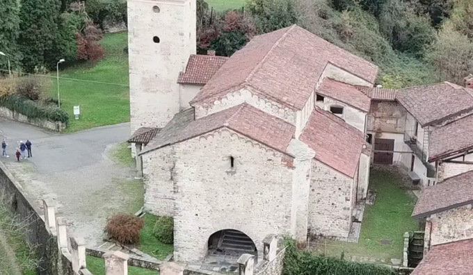 Successo per la visita al cantiere nella chiesa di San Vincenzo a Pombia