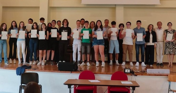Certificazione lingua inglese: premiati gli studenti della Cassano di Trecate