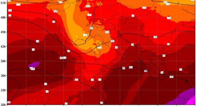 Apice di caldo poi domenica break temporalesco con nubifragi e grandine
