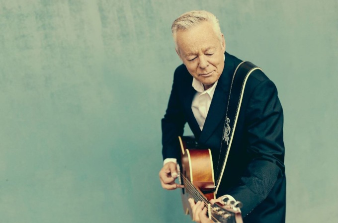 Appuntamento con la grande musica dell’australiano Tommy Emmanuel a Fontaneto d’Agogna