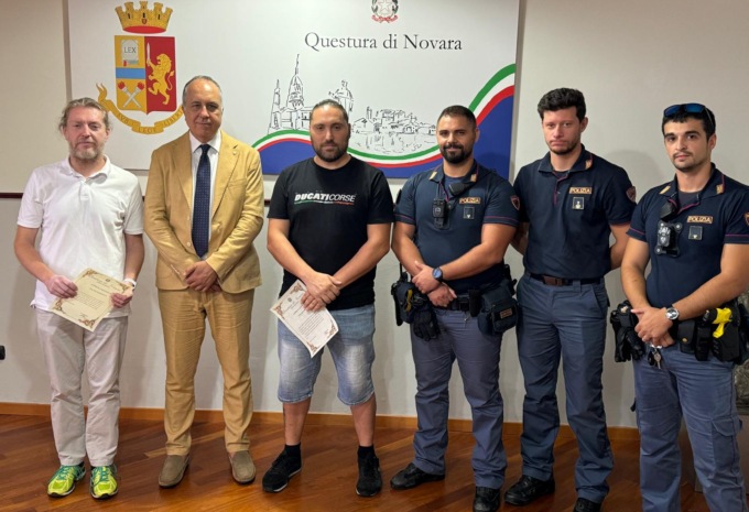 Novara: rapina un’anziana ma alcuni cittadini lo inseguono e lo immobilizzano