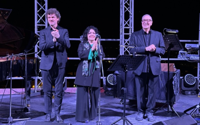 1400 persone in Rocca per Antonella Ruggiero