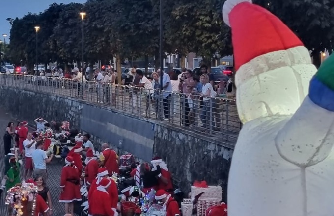 A Lesa il Natale è arrivato in anticipo: successo per il mercatino