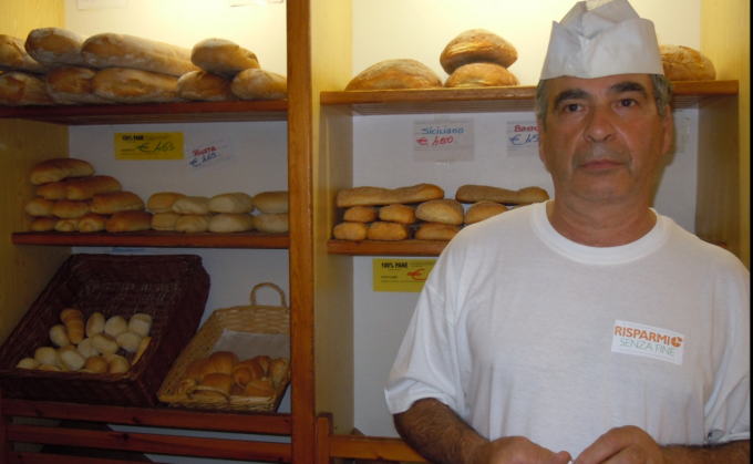 Novara: chiude la storica panetteria dell’Angolo delle Ore