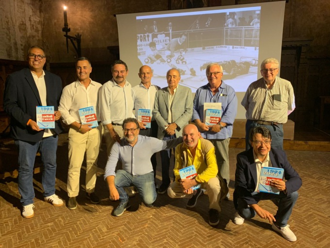 Cent’anni di hokey su pista a Novara: Broletto gremito per la presentazione del libro del Corriere di Novara