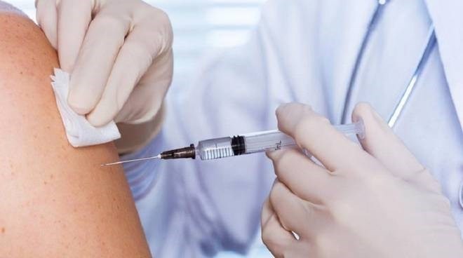 Da novembre vaccinazioni negli ambulatori di Arona, Nebbiuno, Oleggio Castello e Pogno