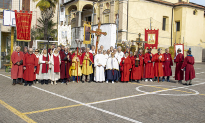 Processione per la Madonna del Rosario a Paruzzaro