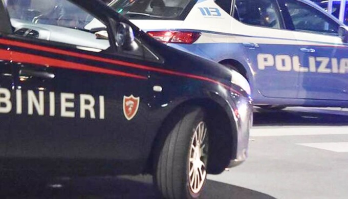 Da Napoli al Vco per vendere Iphone tarocchi: 30enne denunciato