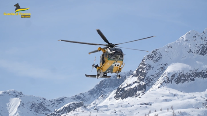 Alpe Devero: soccorsi tre escursionisti bloccati dalla neve ad alta quota – VIDEO