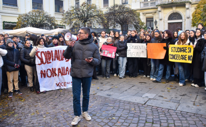 Novara, sciopero degli studenti per il freddo nelle aule: delegazione ricevuta in Provincia