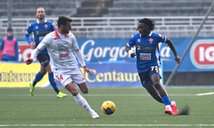 Il Novara Fc in dieci cede 3 -2 alla Triestina