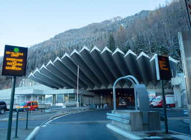 Riapre il traforo del Monte Bianco