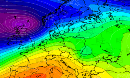 3BMeteo: "In arrivo ciclone-bomba sull'Europa ma non colpirà l'Italia"