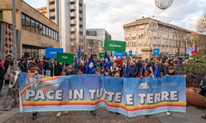 A Novara centinaia di persone in marcia per la pace con Sant'Egidio