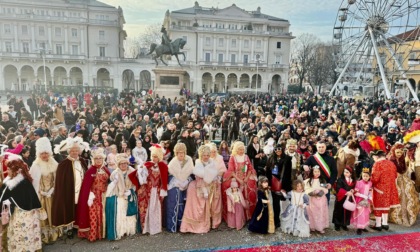 Maschere da tutta Italia, allegria e folclore per il Carnevale novarese 2025 - FOTO e VIDEO