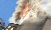 Incendio in via Ranzoni a Novara: palazzo evacuato