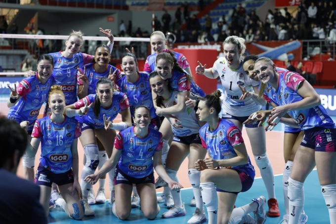 L’Igor vince 3 a 0 a Istanbul e vola in finale di Cev Cup