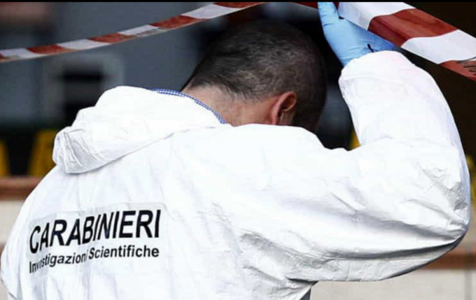 Dramma familiare: uccide la moglie e poi si toglie la vita