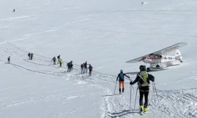 Decollo tra gli alpinisti sul Rosa, il pilota: “Ho fatto un grande errore”
