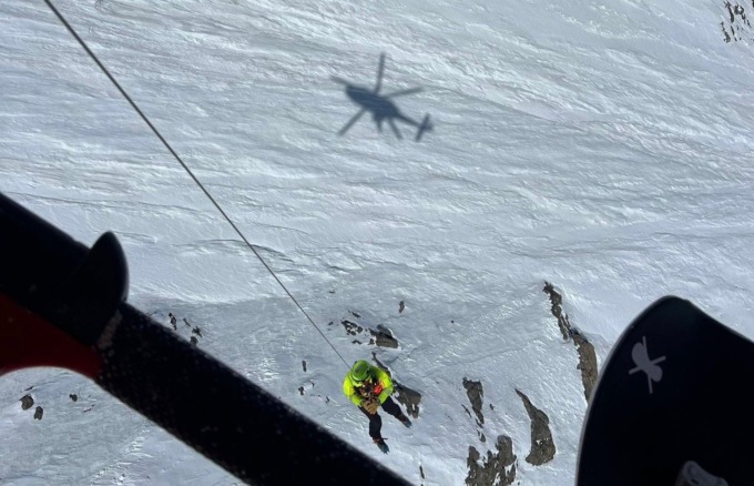 Tragedia sul Monte Rosa: scialpinista perde la vita nel Canalone Marinelli