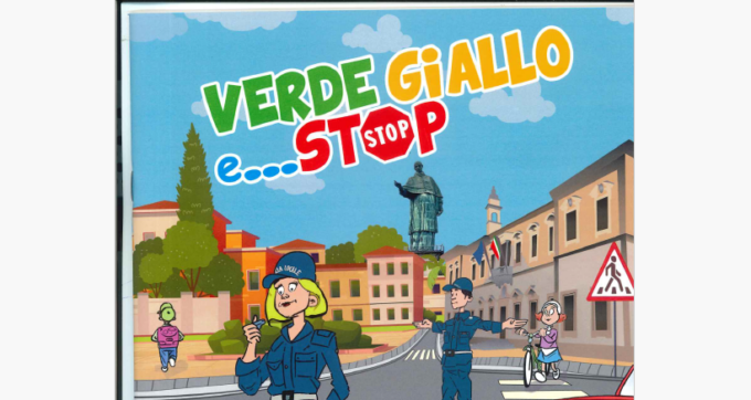 Manuale di educazione stradale distribuito nelle scuole di Arona