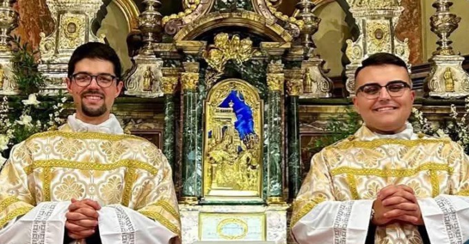 Novara: festa per don Francesco e don Michele ordinati sacerdote