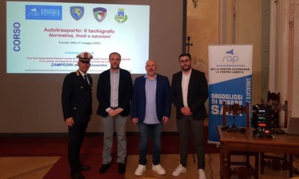 Tachigrafo digitale: incontro di formazione per la polizia locale a Trecate
