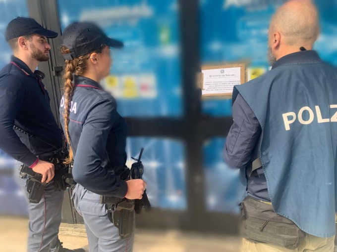 Il Questore chiude un esercizio di scommesse di corso Vercelli a Novara