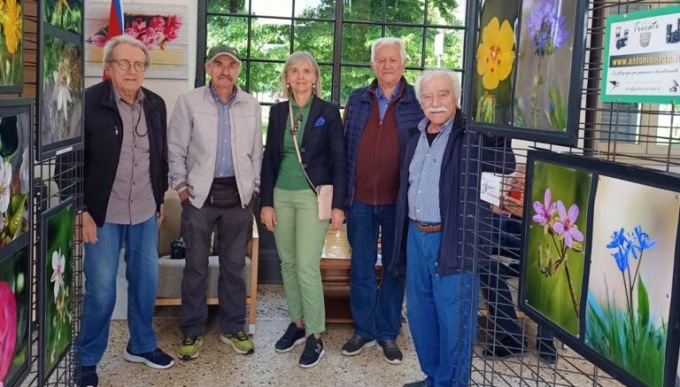 Successo per “Emozioni nel cortile delle Magnolie” a Trecate